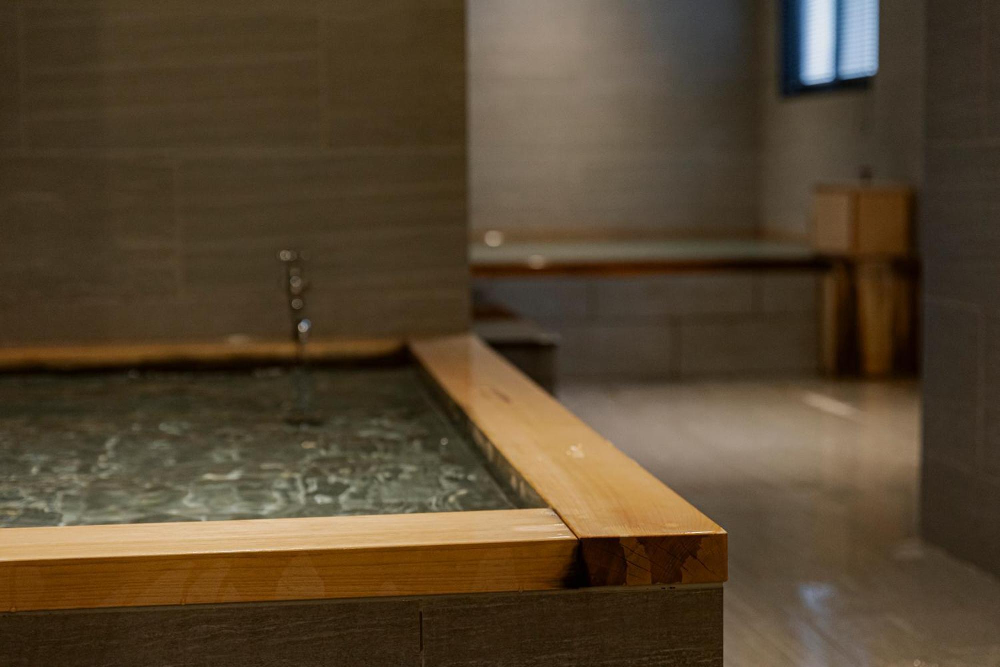 Gems Yufuin Hotel And Spa Cafe Bar Buitenkant foto