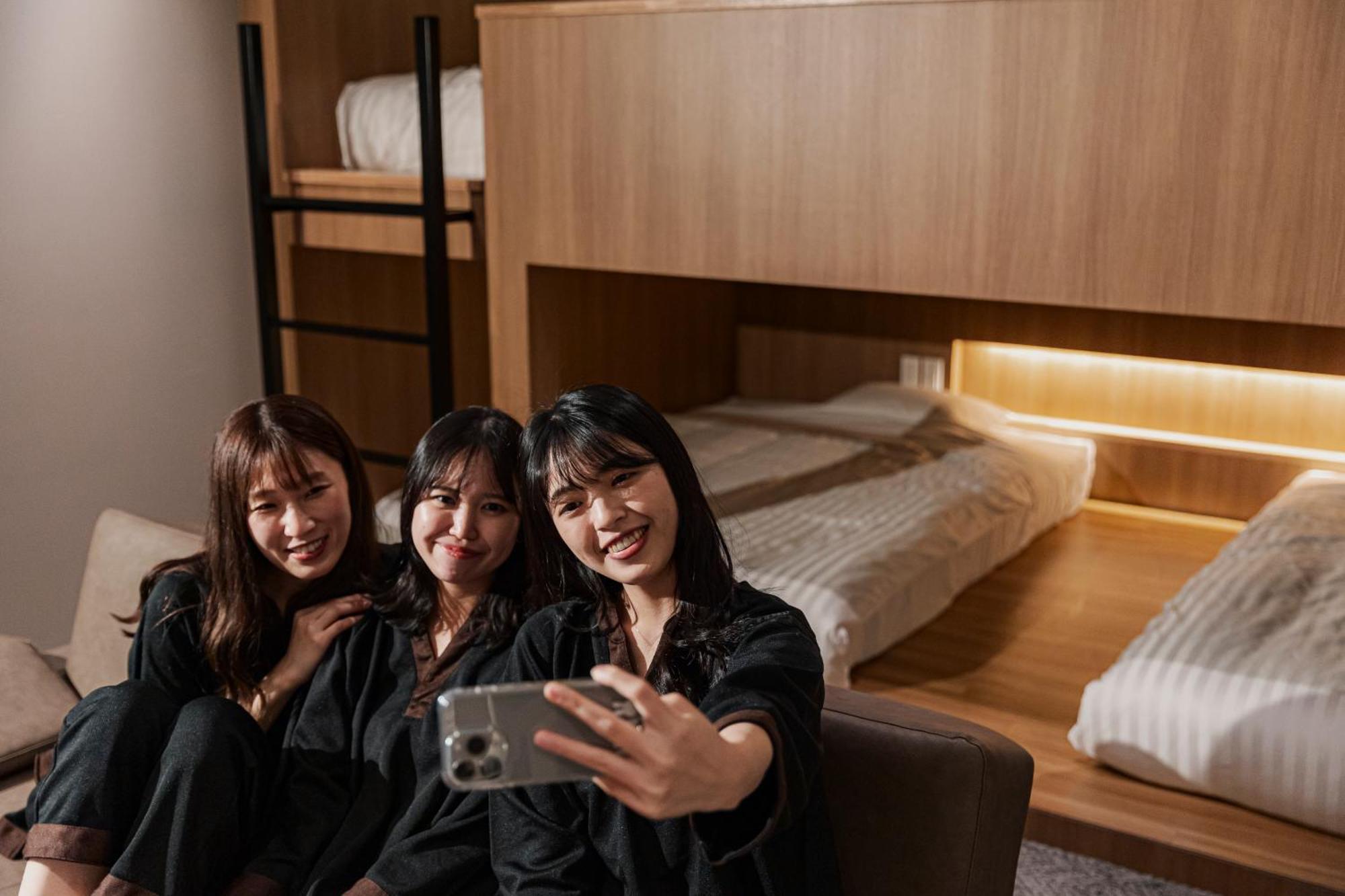 Gems Yufuin Hotel And Spa Cafe Bar Kamer foto