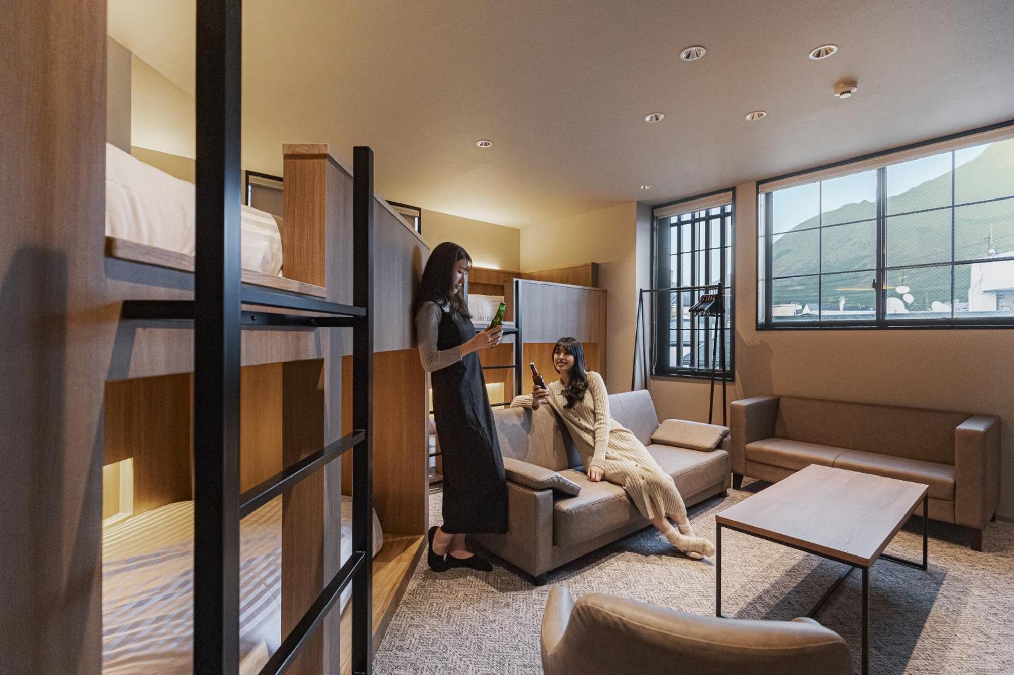 Gems Yufuin Hotel And Spa Cafe Bar Kamer foto